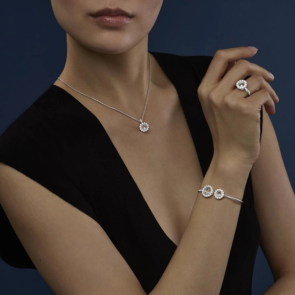 Gold Chopard Happy Diamonds Necklace 79A609-1001
