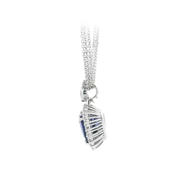 Luxury Necklace with Tanzanite and Sparkling Diamonds