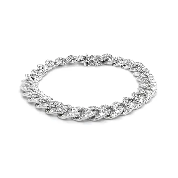 Gold bracelet with diamonds