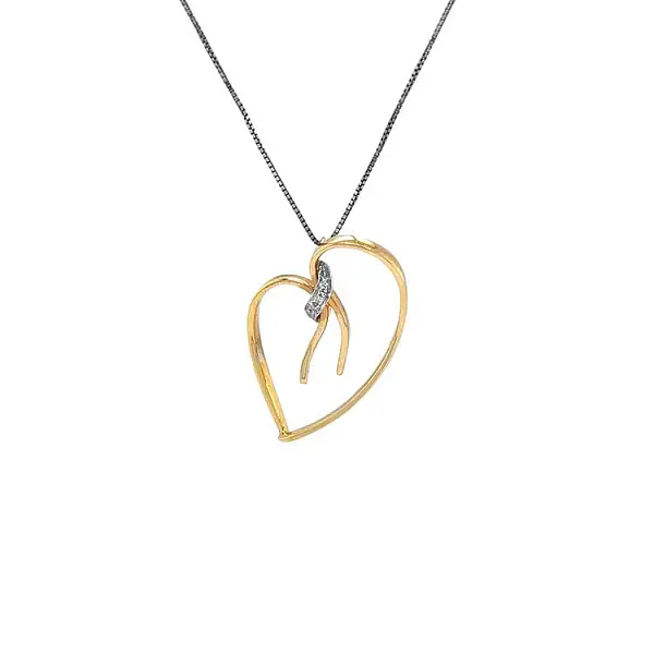 Gold Pendant with Diamonds