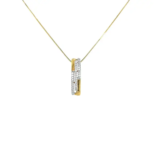 Gold Pendant with Diamonds