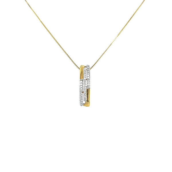 Gold Pendant with Diamonds