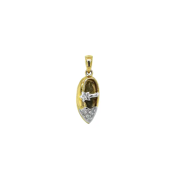 Gold Pendant with Diamonds