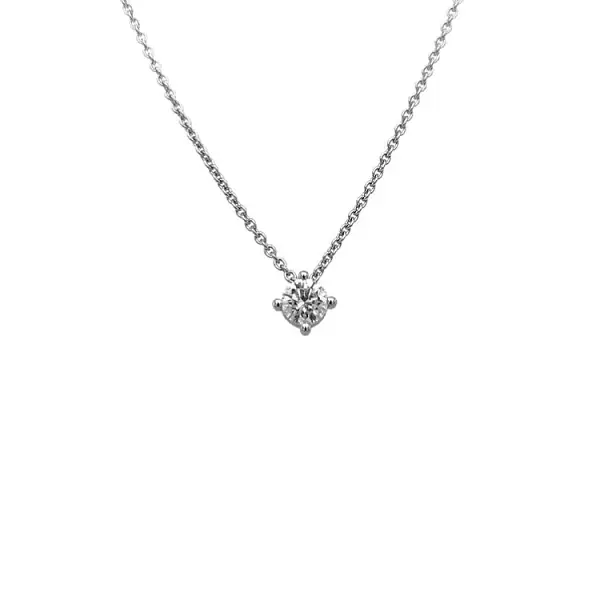 Gold pendant with diamond