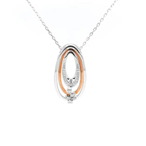 Gold Pendant with Diamonds