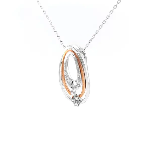 Gold Pendant with Diamonds