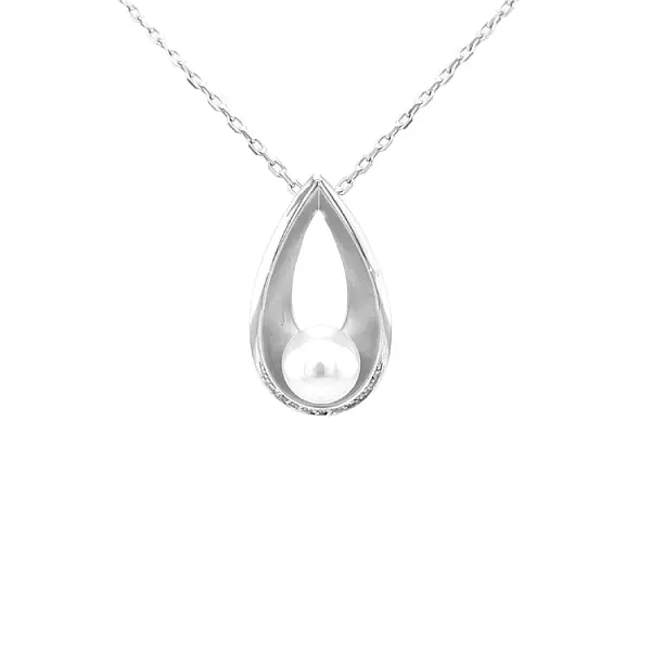 Gold Pendant Natural Pearl and Diamonds