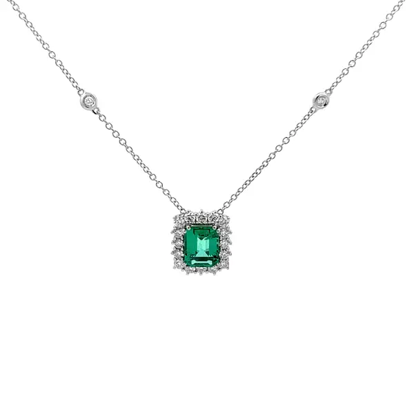 Gold Pendant with Emerald and Diamonds