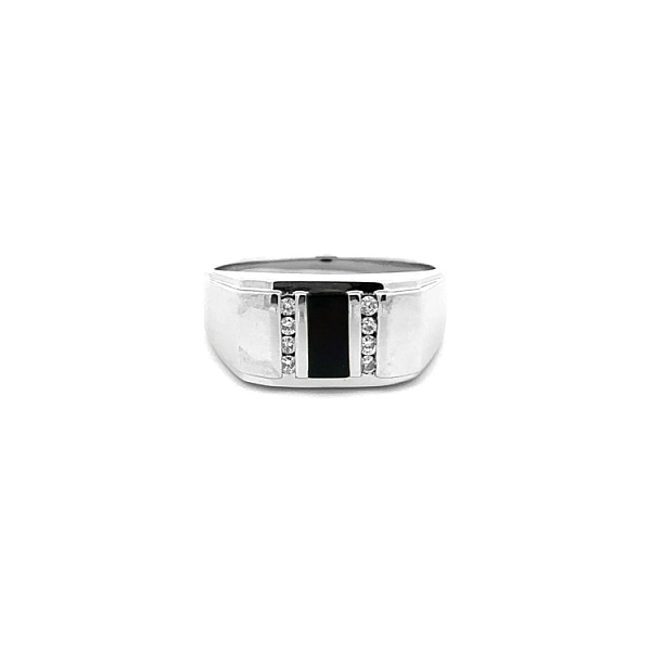 Gold Ring with Onyx and Diamonds