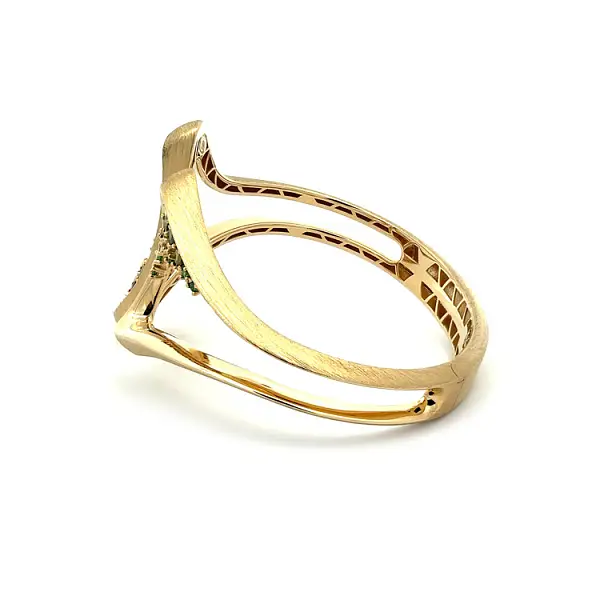 Gold Ladies Bracelet with Green Stones