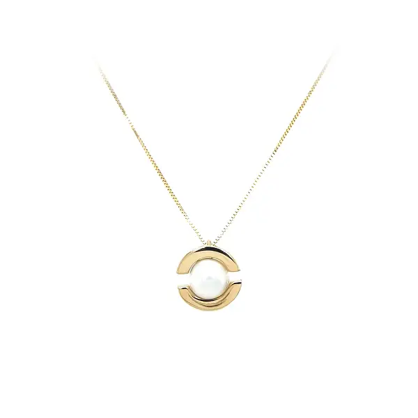 Gold Necklace with Pearl