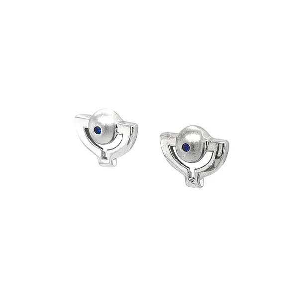 White Gold Earrings with Sapphire