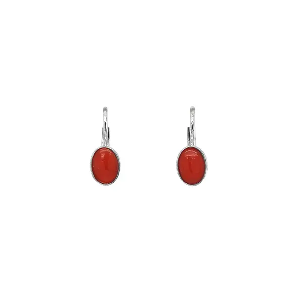White Gold Short dangle earrings decorated with corals