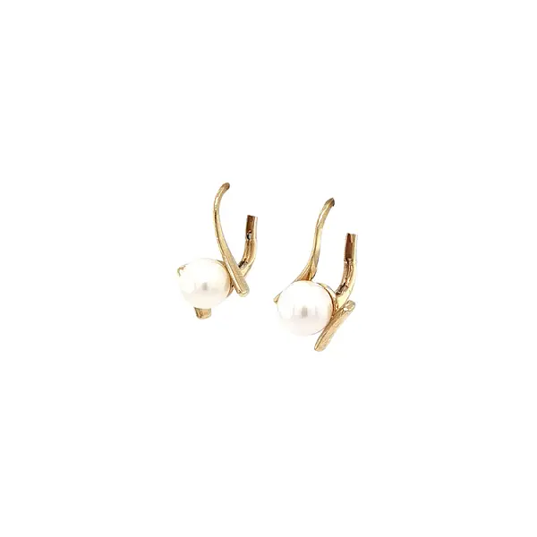 Gold Earrings with Pearl
