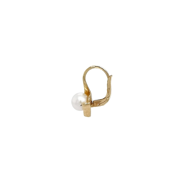 Gold Earrings with Pearl