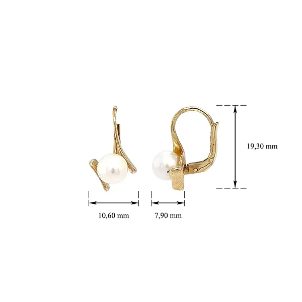 Gold Earrings with Pearl