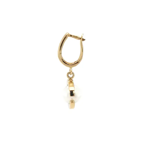Gold Earrings with Pearl