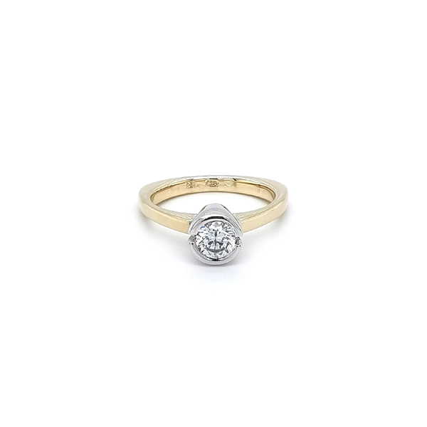 Gold Engagement Ring with Zircon