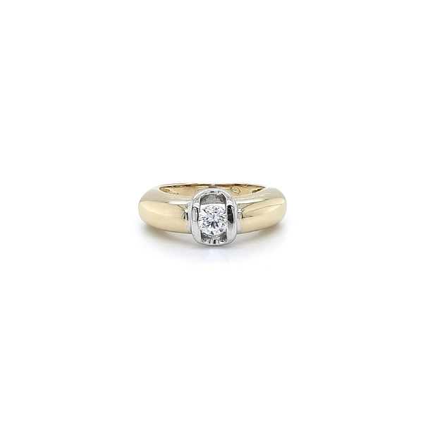 Ring with Ziron from Combined Gold