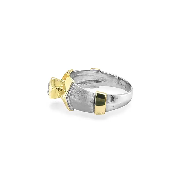 Gold Ring with Zircon