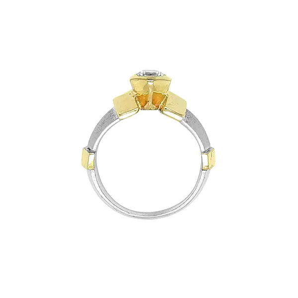 Gold Ring with Zircon