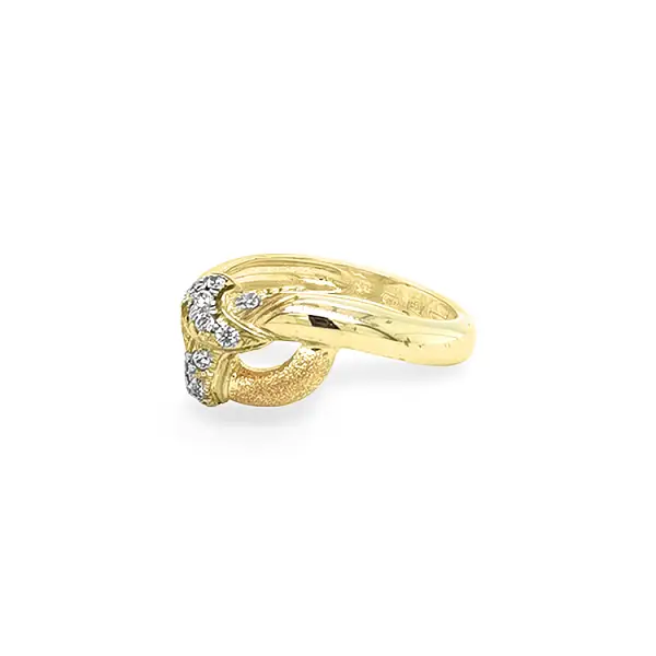 Gold Ring with Zircons