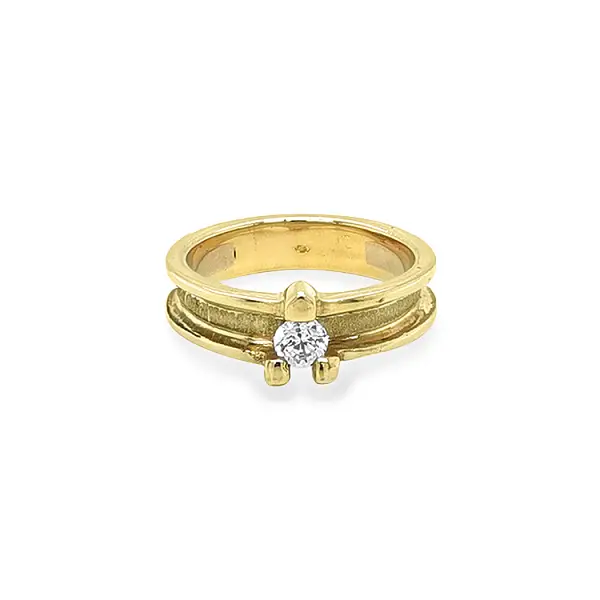 Gold Ring with Zircon