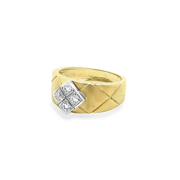 Gold Ring with Zircons