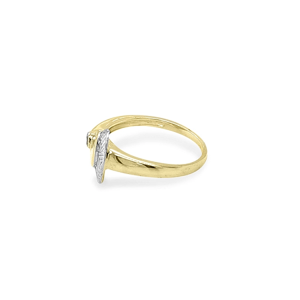 Gold Ring with Zircones made of Combined Gold