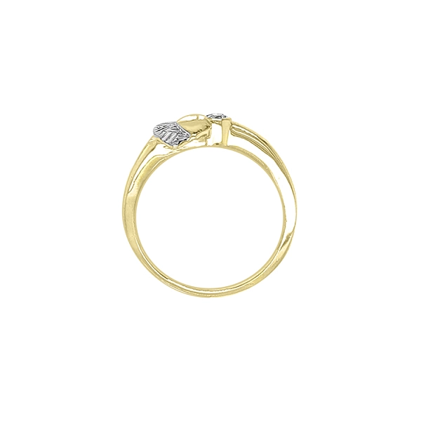 Gold Ring with Zircones made of Combined Gold