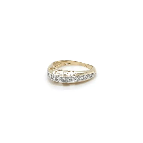 Ring with Zirconias in Gold Combination