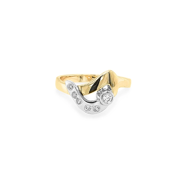 Gold Ring with Zircones made of Combined Gold