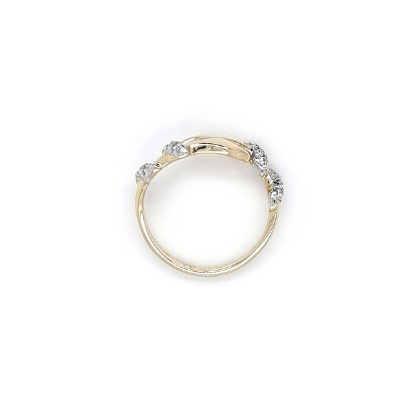 Ring with Zirconias in Gold Combination