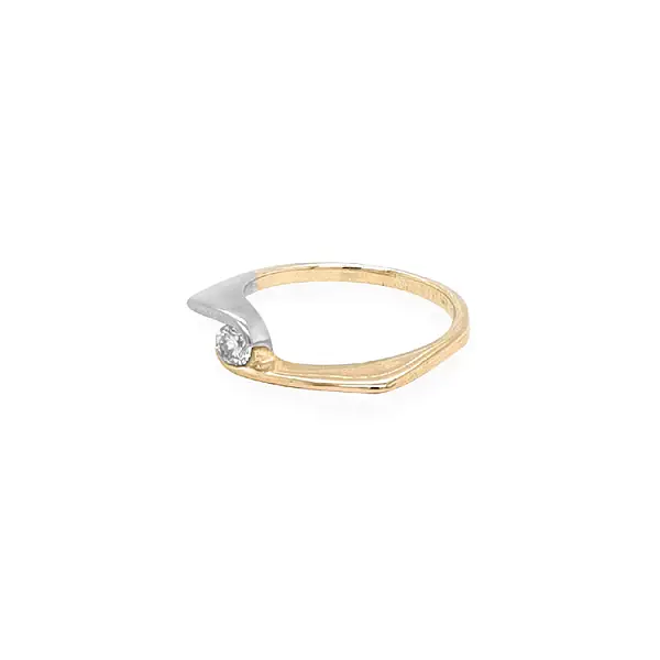 Gold Ring with Zircon made of Combined Gold