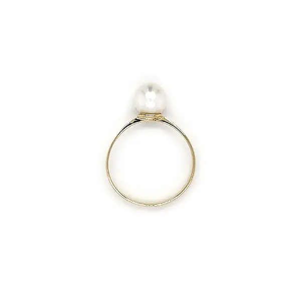 Gold Ring with Pearl