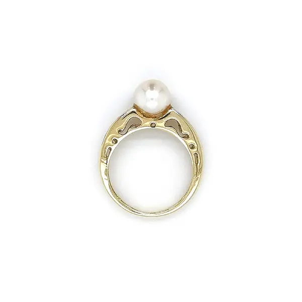 Ring with Pearl of Combination Gold