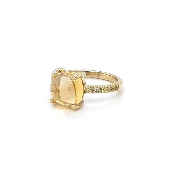 Gold Ring with Citrine