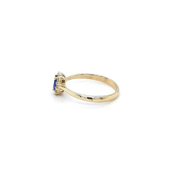 Golden Ring with Mordé Stone