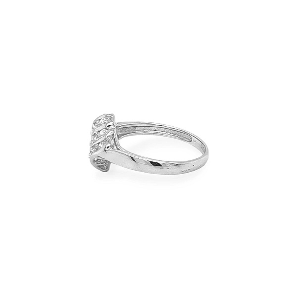 Gold Ring with Zircons