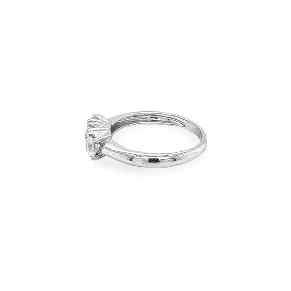 Gold Ring with Zircons