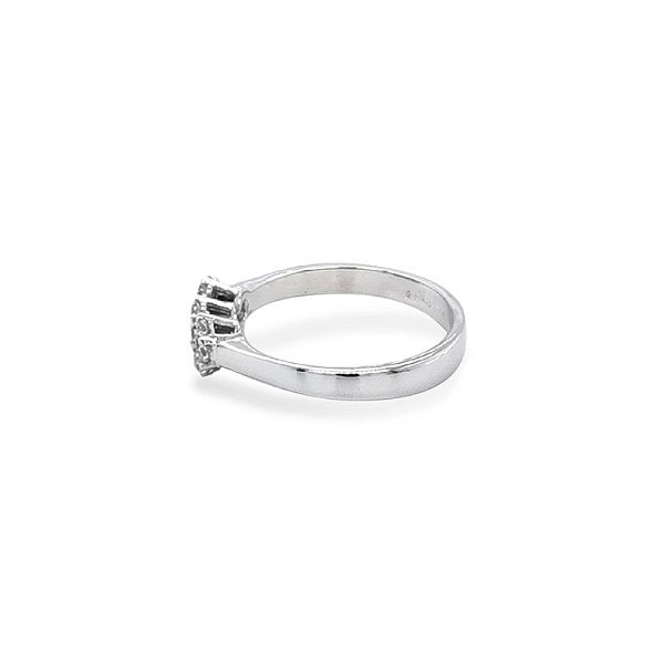 Gold Ring with Zircons