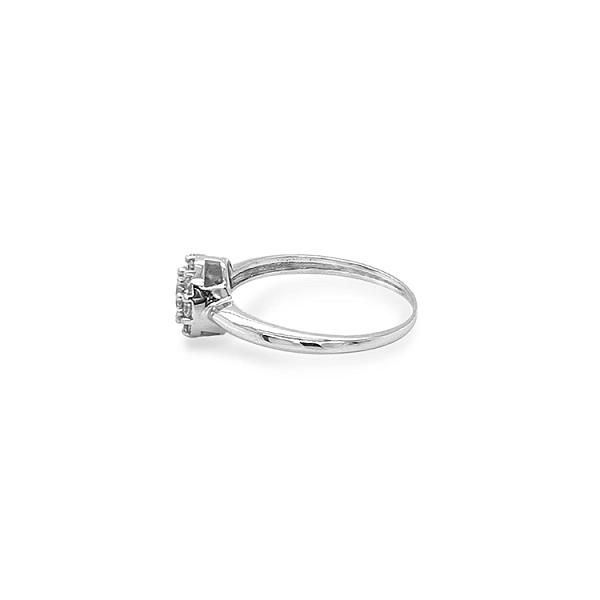 Gold Ring with Zircons