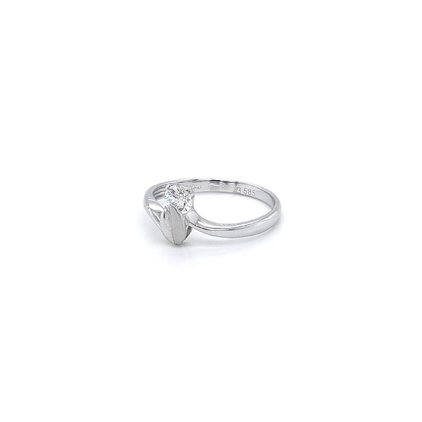 Ring with Zircon from White Gold