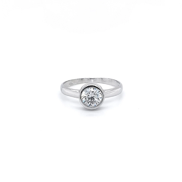 Engagement Ring with Zircon