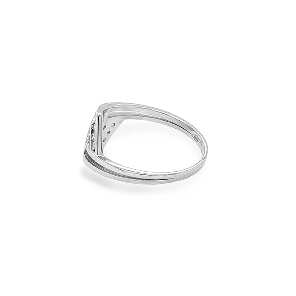 Gold Ring with Zircons