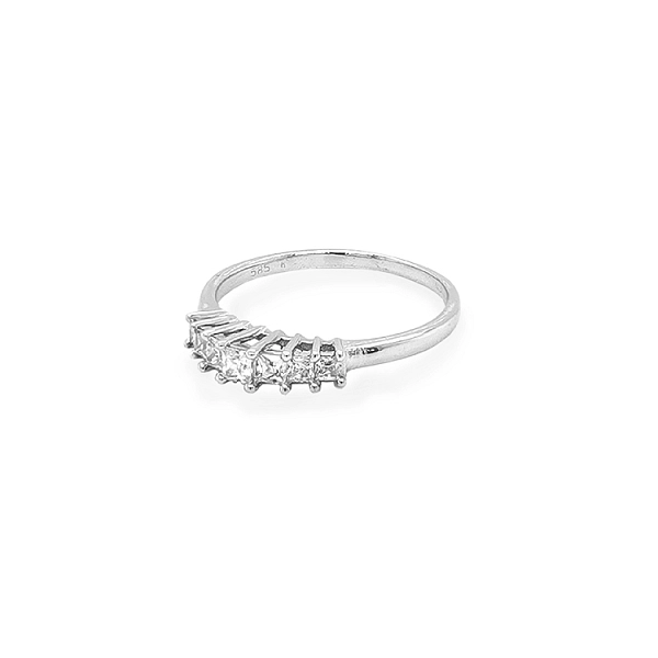 Gold Ring with Zircons