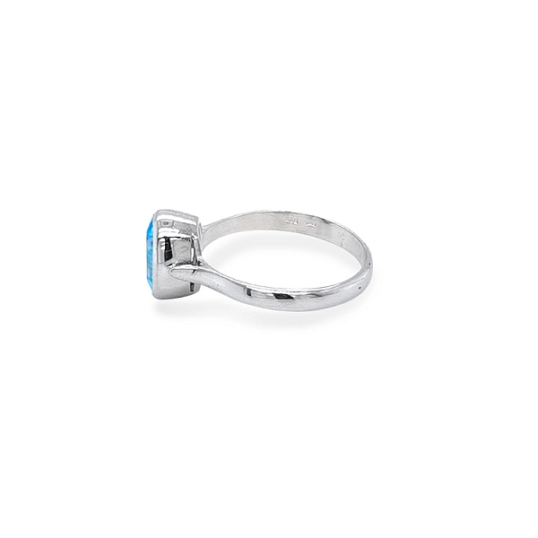 Gold Ring with Blue Stone