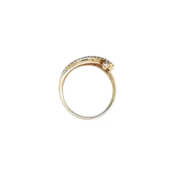 Gold Ring with Zircons