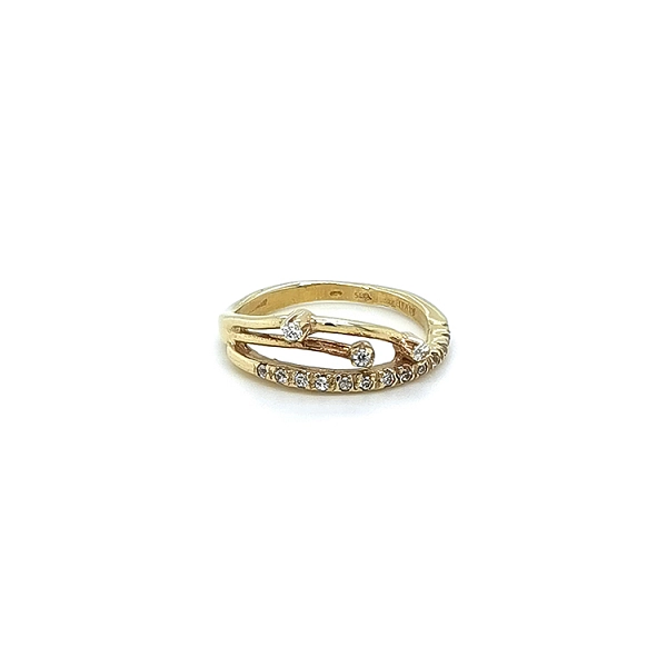Gold Ring with Zircons