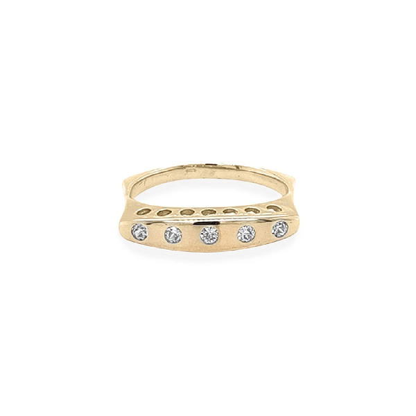 Gold Ring with Zircons